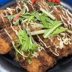 馳走菜 - 二口サイズのチキンカツが８個も入っていました(@_@)