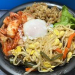 馳走菜 - もやし豆のナムルがたっぷりなのが嬉しい！