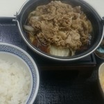 Yoshinoya - 牛すき鍋膳、大盛