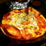 食彩BAR 麒麟さん - とろーりチーズの鶏肉のトマト煮込み