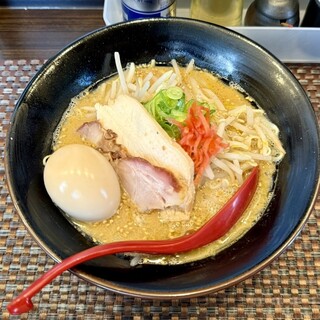 麺屋 かなで_1