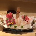 澤いち - お刺身盛り合わせ　ホタルイカ　本マグロ　ボタンエビ　金目　ヒラメ　クジラ