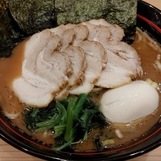 横浜家系らーめん 武蔵家_0