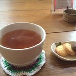 ファブリカ村 - 料理写真:和紅茶　400円