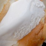 世界で2番めにおいしい焼きたてメロンパンアイス - メロンパンアイス
