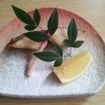 Sandaimemiura - 鰆木の芽焼き
