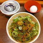 すき家 - 料理写真:ネギたま牛丼ミニ600円