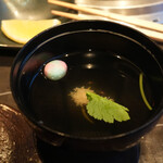YORONIKU TOKYO AZABUDAIHILLS - 蜂の巣のお吸い物