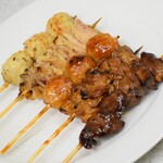 日本一 - 料理写真:青じそつくね、皮、つくね、皮、レバー
