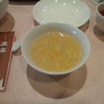 中国酒菜　暢暢 - 日替わりランチのスープです。
