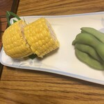 天然料理 亀川旅館 - お子様ランチのとうもろこしと枝豆