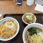 山田うどん食堂 - 料理写真:超得山田セット　　冷たぬきそば【大盛り】