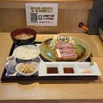 肉の変態集団 疾風ホルモン - 
