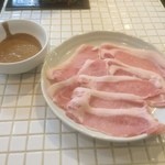 岩津屋 - ゴマダレ、肉　※しゃぶしゃぶ定食