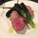 エミリア - 仔羊の炭火焼