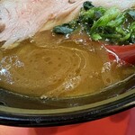 横濱家系ラーメン 野中家 - スープ