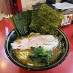 横濱家系ラーメン 野中家 - ラーメン並＋海苔