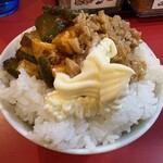 横濱家系ラーメン 野中家 - ライスにいろいろのせる