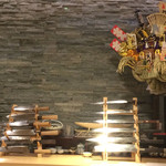 澤いち - カウンター奥の素晴らしい包丁