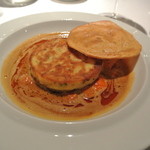 ラ・トルテュ - 毛蟹とホタテのガレット
      甲殻類のビスク