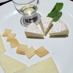 県央バル ぱぷりか - 3種のチーズ
