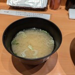 まぐろや相馬水産 - 味噌汁