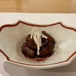 茶つぼ - 肝の炊いたん、上には新生姜