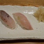 花吉 - 握り/並の飛魚とカンパチ