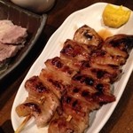 豚小家 - シロ串焼き/タレ