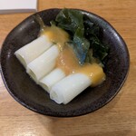 もつ焼き ジョン - ぬた（220円）は箸休めに。