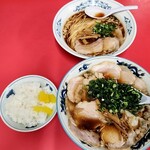 尾道ラーメン 宝竜 - 