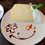 カフェ マンナ - レモンのシフォンケーキ
