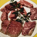 炭火焼肉 ごろう 流川店 - 