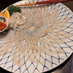 旬魚ふぐ料理 おかもと - ふぐ刺し