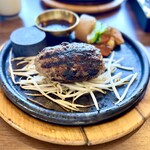 炭火ハンバーグ 肉焼き亭 - 