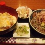 当り矢 - 料理写真:かつ丼＆おろし蕎麦のセット