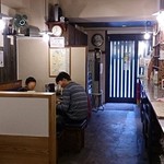 Ra-Men Asahi Dou - らうめん 朝日堂 ＠西葛西 居酒屋風に改装された店内