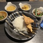 MR CHILLI RESTAURANT AND BAR - 