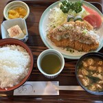 レストラン　アン - 