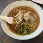 牡丹園 - ラーメン 737円