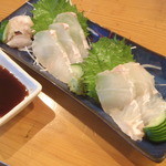 くつろぎ亭ひこべえ  - ヒラメの刺し身