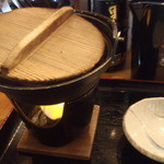 くつろぎ亭ひこべえ  - ぐつぐつ・・・