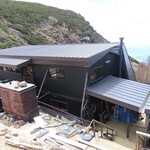 根石岳山荘 - 