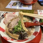 熟成豚骨ラーメン専門 一番軒 - 料理写真:
