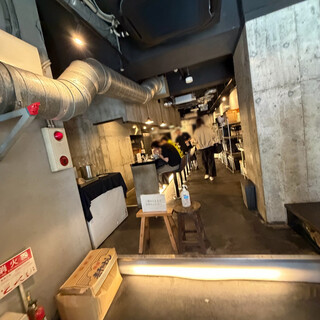AKEBI_2