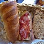 アルティジャーノ - 左からチーズＩＮ、トマトペースト、くるみ2015.3.15