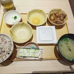 やよい軒 - 料理写真: