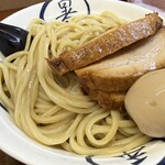 自家製麺 福は内 - ■つけめん300g＋半肉2枚＋味玉＋玉ねぎ¥1,400