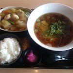 サンサンチャイナ - 八宝菜ランチ 820円