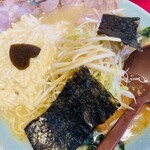 壱発ラーメン - 料理写真:ネギとろ味噌　無敵の一杯